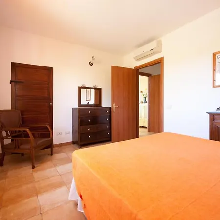 Villa Domo Sardo Castiadas