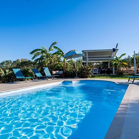 Domo Sardo Кастиадас